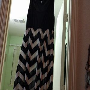 Black and white Maxi with Chevron look